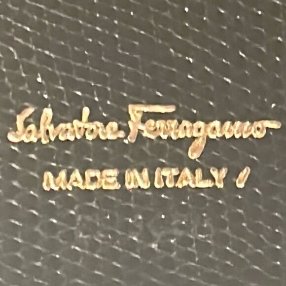 Salvatore Ferragamo Vara Bow Compact Wallet Black Grain Leather Preppy Old Money - Picture 9 of 14
